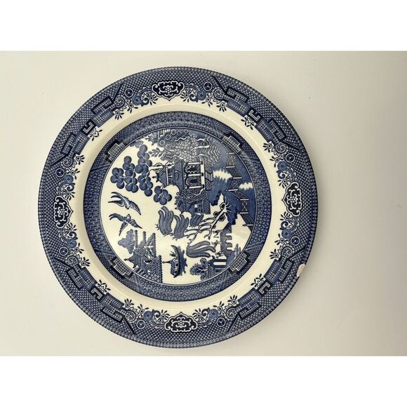 Churchill - Blue Willow - Dinner Plate - 10.25" - Made in England - Earthenware - Picture 1 of 4